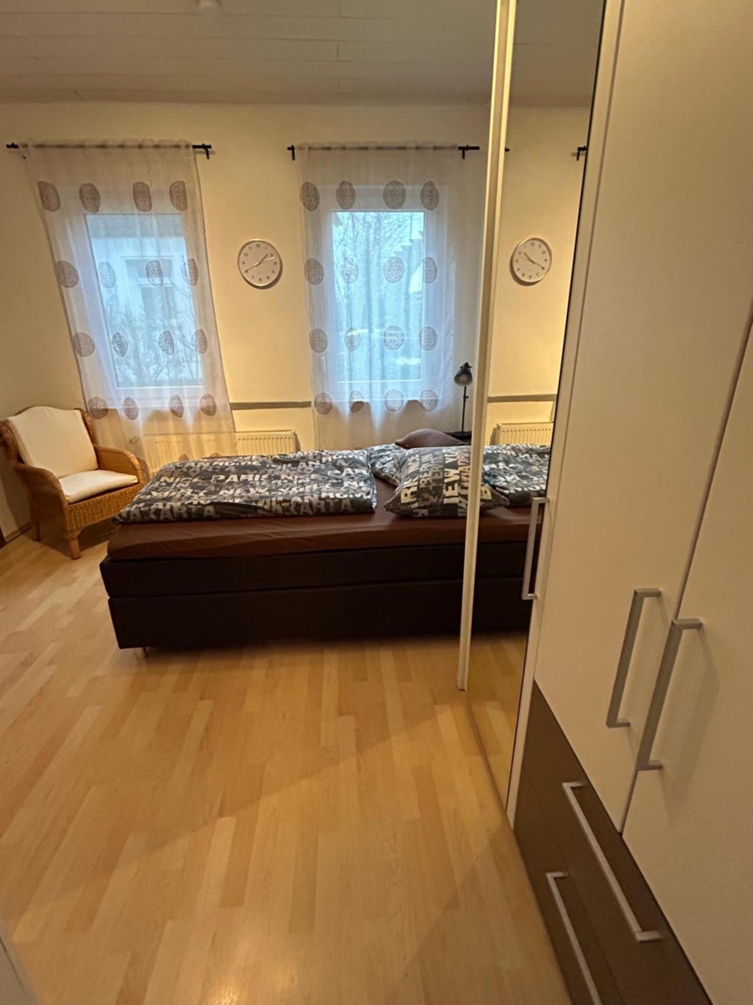 Privatzimmer Haus Gruenewald ゾーリンゲン エクステリア 写真